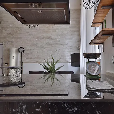 Quiet House In Navigli Sleeps 4 Apartman