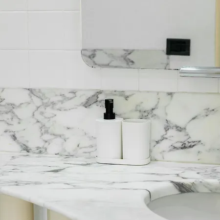 Brera District Coosy New * Милан