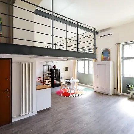 Loft-55 Navigli-bocconi شقة *