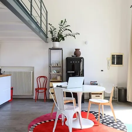 Loft-55 Navigli-bocconi شقة *