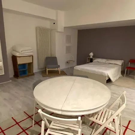 Loft-55 Navigli-bocconi شقة