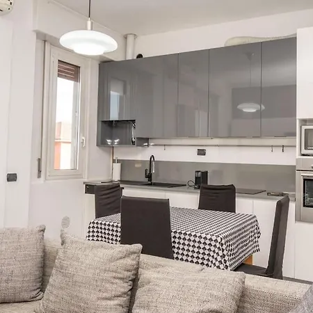 Grazioso In Bicocca Con Ac E Wi-fi Appartement *