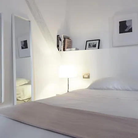 Contempora - Bilocale Ascanio Sforza 9 Apartment Milan