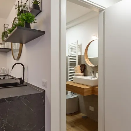 45royal Stylish House Center * Milan
