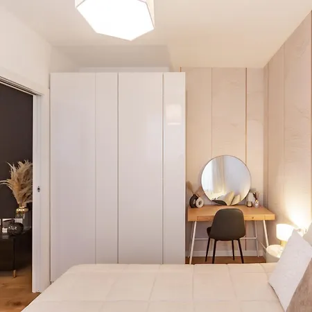 Apartment 45royal Stylish House Center Milan