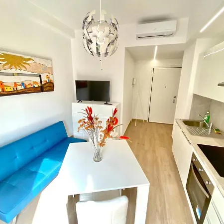 Federico's House - Eleganza E Stile In Via Anselmo Da Baggio Appartamento *