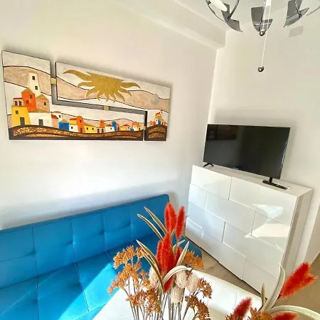 Federico's House - Eleganza E Stile In Via Anselmo Da Baggio * Milano