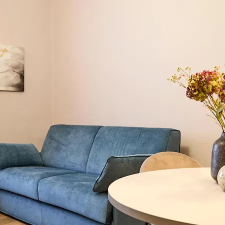 Apartment Retreats Porta Venezia Milan