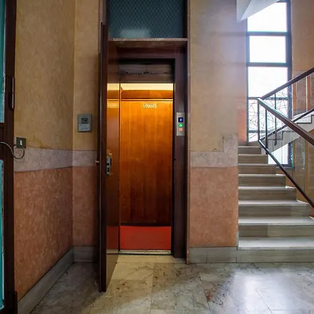 Apartment Serra 2br With Terrace By Halldis *