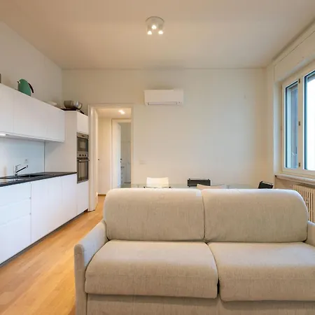 Serra 2br With Terrace By Halldis * Milan