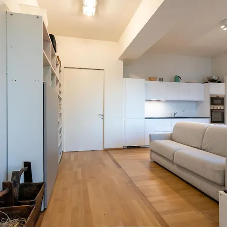 Serra 2br With Terrace By Halldis *