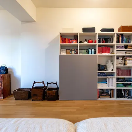Apartment Serra 2br With Terrace By Halldis *