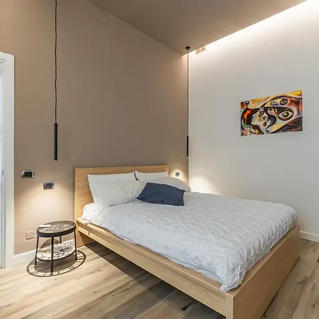 Luxury Apt In City Life Apartment *