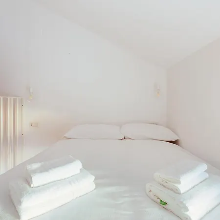 - 800 M Far From Lancetti Station Appartement Milan