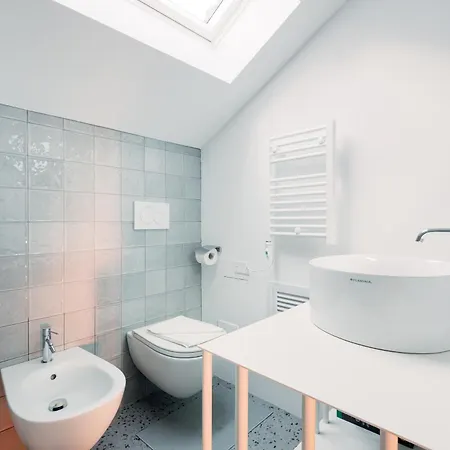 - 800 M Far From Lancetti Station Appartement