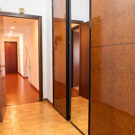 Ampio Con Terrazzo, 3 E 2 Bagni A 2 Passi Dalla Metro *