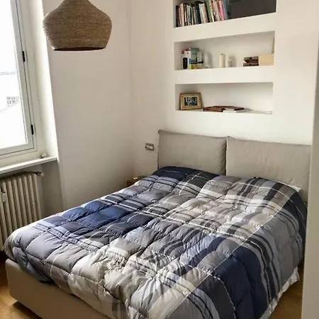 Luminoso A Citylife E Vicino A Mico