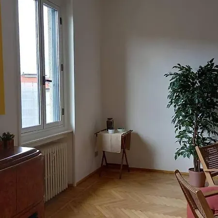 Luminoso A Citylife E Vicino A Mico