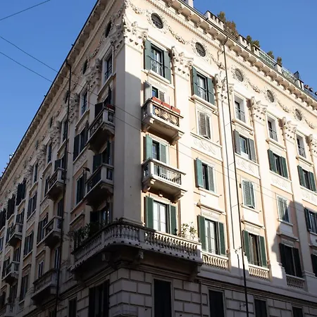 아파트 The Rent - Two-bedroom In Navigli Area