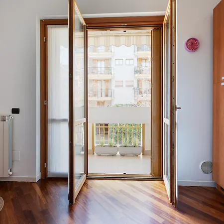 Guesthost - Comfy Only 900m From Affori Fn Station! Apartment Mailand