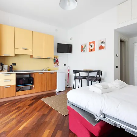 Apartment Guesthost - Comfy Only 900m From Affori Fn Station!