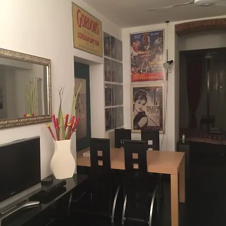 Amazing Flat With Terrace شقة *