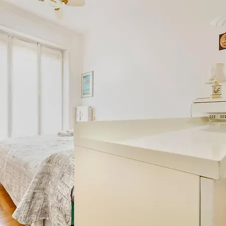 Luminoso Bilocale In Centro