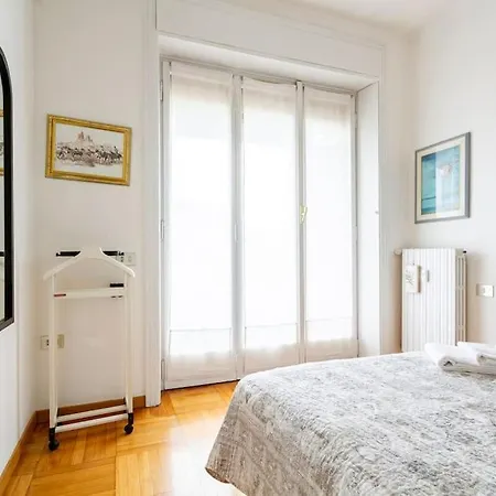 Luminoso Bilocale In Centro Appartement *