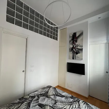 Apartment Confortevole Zona Bocconi-porta Romana *