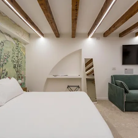 Moscova Luxury B&B 2*