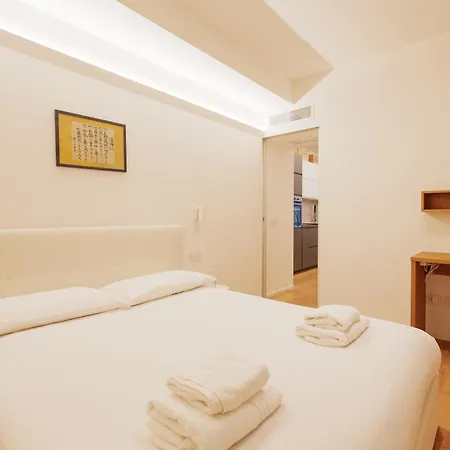 Chic & Modern Flat Just 450 Mt From Centrale Fs Lägenhet Milano