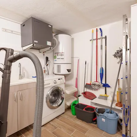 Lägenhet Chic & Modern Flat Just 450 Mt From Centrale Fs *