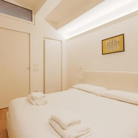 Chic & Modern Flat Just 450 Mt From Centrale Fs Apartment Milan