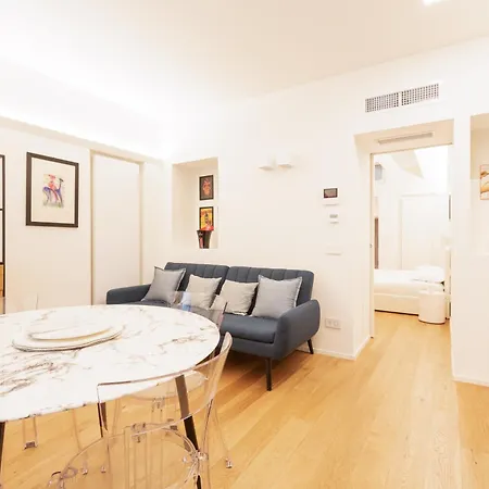 Lägenhet Chic & Modern Flat Just 450 Mt From Centrale Fs *