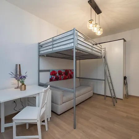 Ihost - Lucania 3 Apartment Mailand