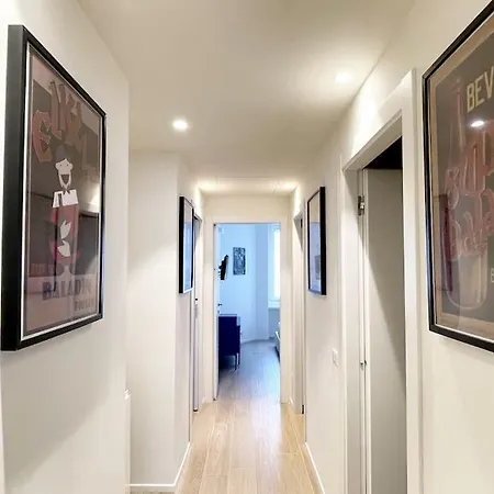 Charlotte House Center Апартаменты