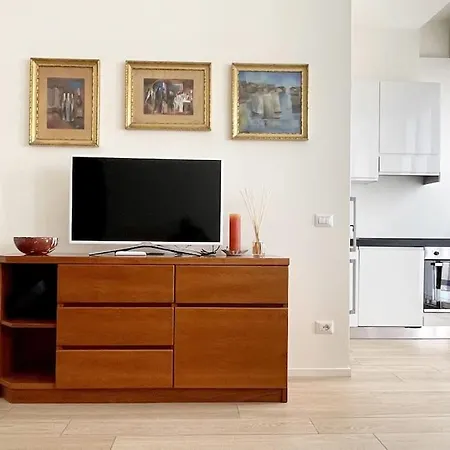 Charlotte House Center