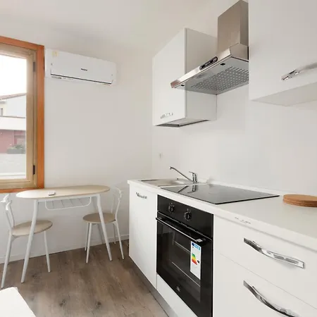 Isola Cozy Apartment Milan