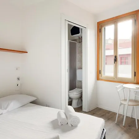 Guesthost - Mm Maciachini Cozy Apartamento