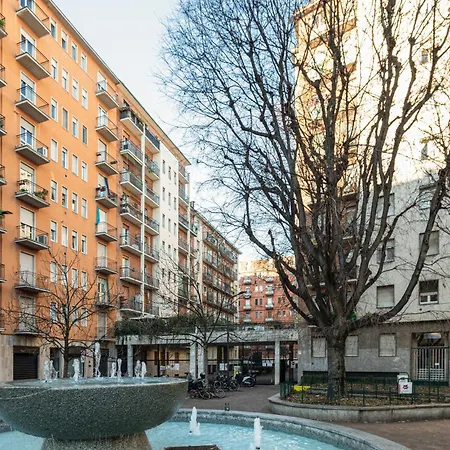 Guesthost - Renovated Apts * Milano