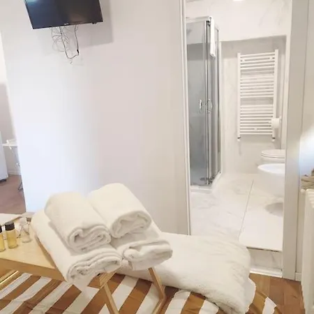 Apartment Yourhousemilano Milan
