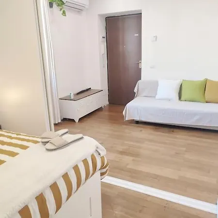 Yourhousemilano Apartment *