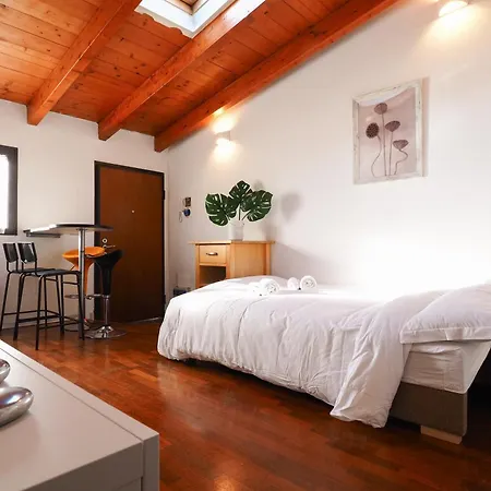 Апартаменты Primopiano - Comune Antico Милан