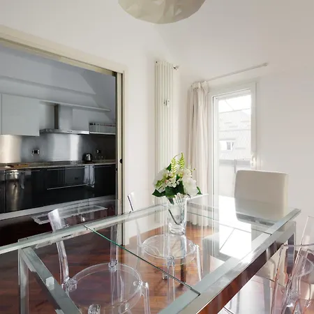 Guesthost - Mm Istria White