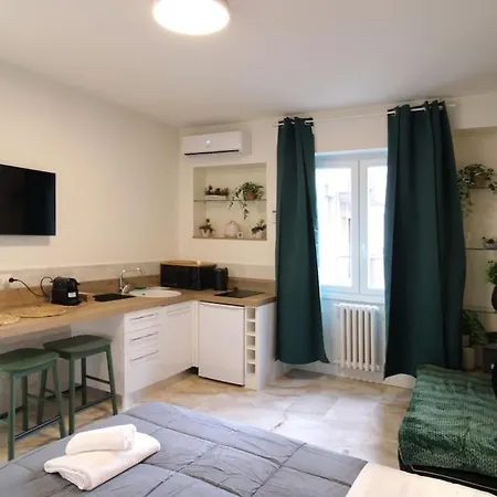 Milanrentals - Rainforest Appartement *