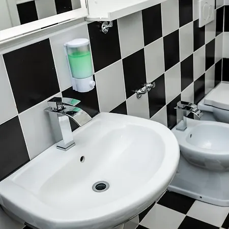 Bed & Breakfast Con Bagno Privato 01 Milan