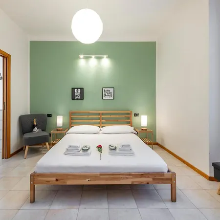 Vigevano, 15 - Navigli - L'altra Darsena Apartamento *