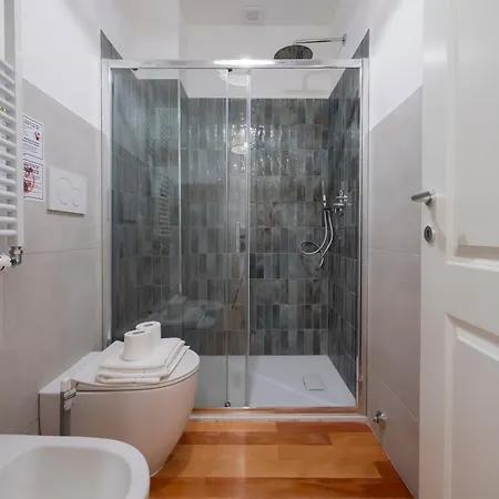 I Host - Gressoney 3 ميلان