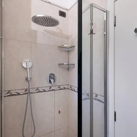 Apartment Moderno - Fermata Tramvia Sotto Casa *