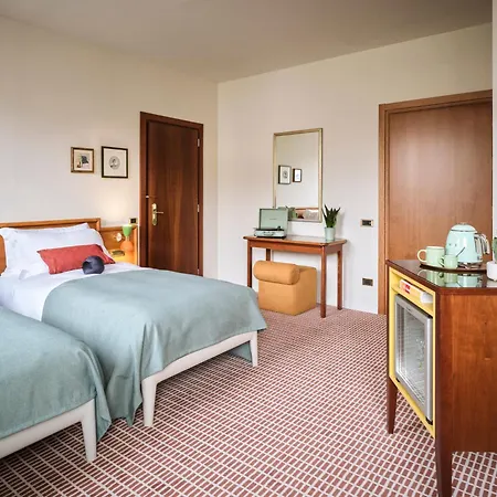 Hotel Max Brown Missori, Part Of Sircle Collection 4*